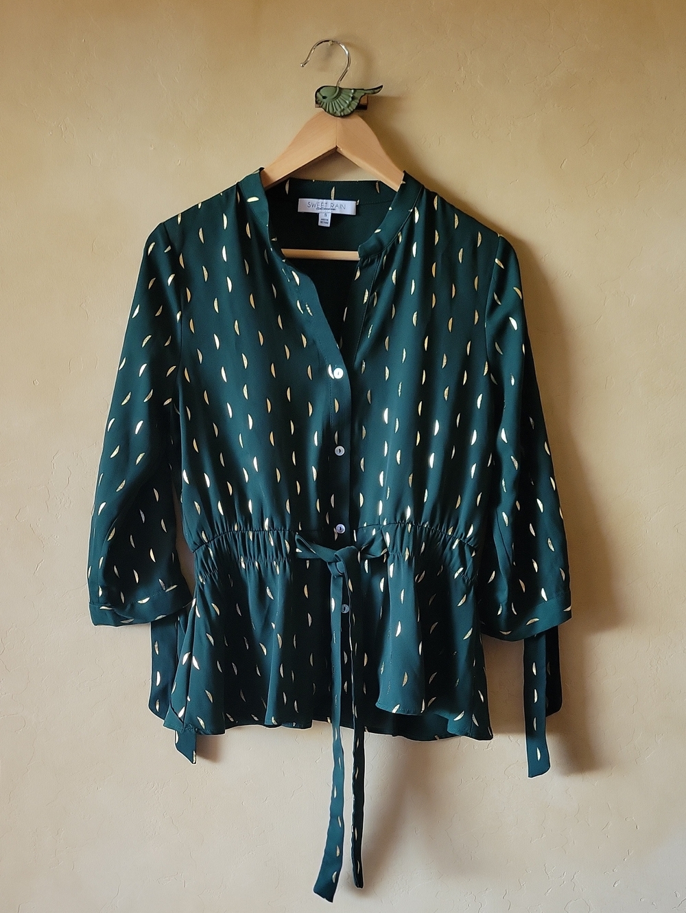Sweet Rain Dark Green Button-Front Top w/ Gold Foil Print Design Sz Small